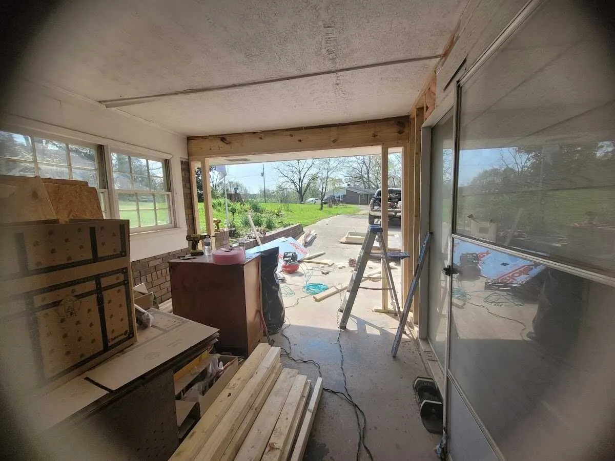 Air movers and dehumidifier for Water Mitigation Services in Fort Riley